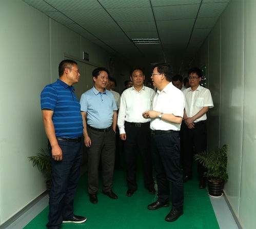 夏紅民在畢節(jié)走訪調(diào)研聯(lián)系服務(wù)企業(yè)時強(qiáng)調(diào) 精準(zhǔn)服務(wù) 優(yōu)化環(huán)境 助推貴州醫(yī)療器械產(chǎn)業(yè)高質(zhì)量發(fā)展